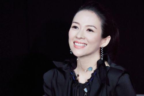 ▲章子怡過去是很上鏡的「電影臉」，臉部骨骼明顯。（圖／章子怡微博）　