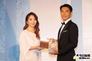 1 ▲陶晶瑩李李仁以情定晶世酒歡慶水晶婚。(圖/NOWnews資料照片)