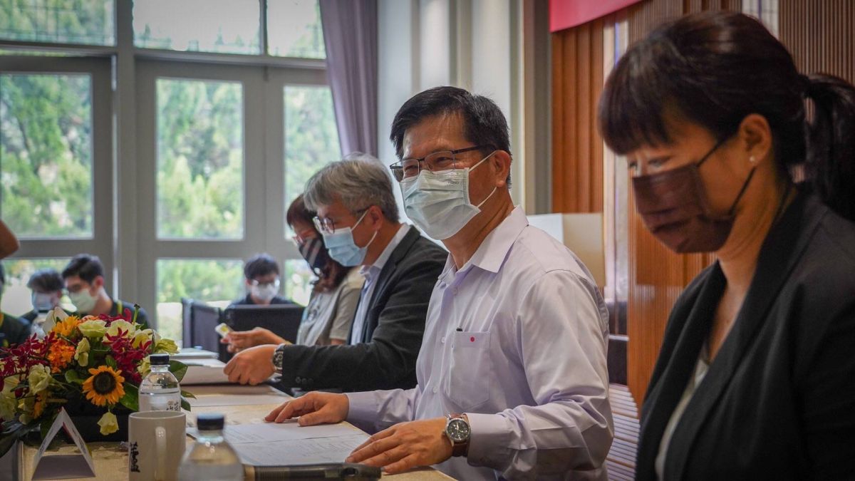 ▲時代力量前主席徐永明指300萬的說法，交通部長林佳龍表示，不實傳聞報導已委請律師追究。(圖／柳榮俊攝2020.8.14)