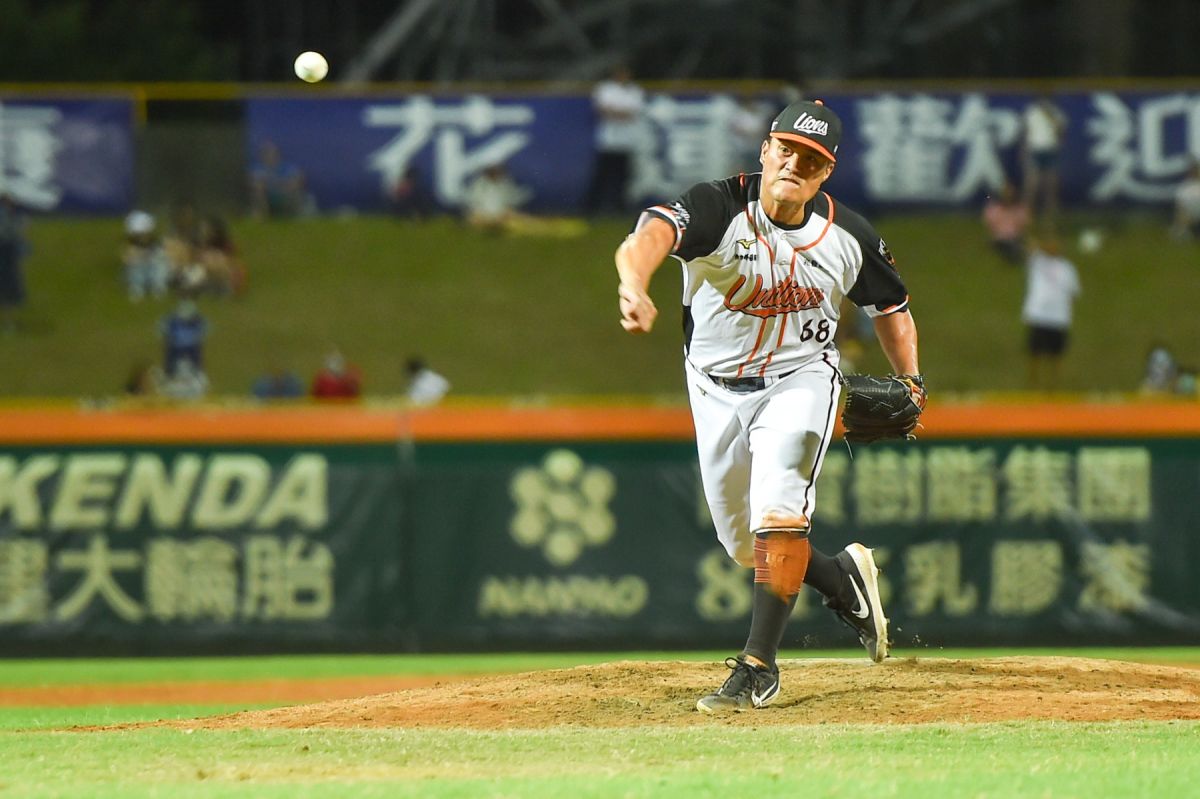 ▲統一獅高國慶上場投球。（圖／獅隊提供）