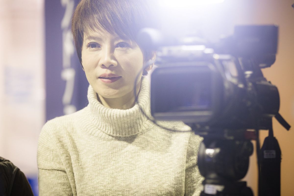 ▲主播陳雅琳臉書粉專遭駭，頭像被換成不明女子。（圖／陳雅琳臉書）