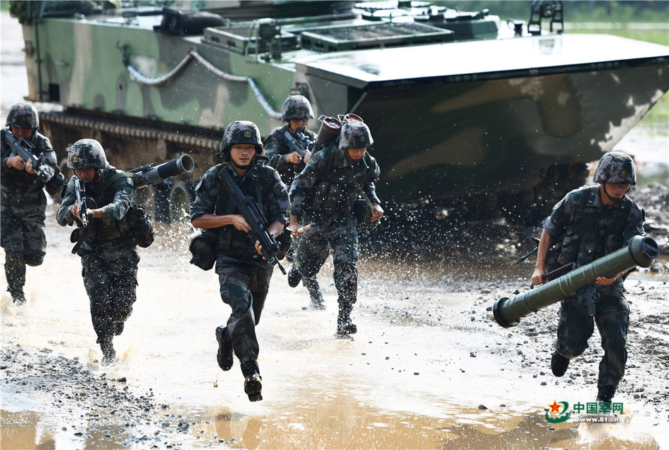 ▲美國知名民主理論學者戴雅門警告，美國要加強鞏固盟友、軍備，以應對中國未來的威脅。（圖／翻攝自中國軍網）