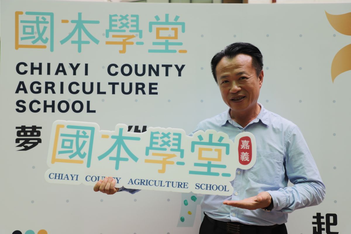 ▲翁章梁接受專訪時表示，希望透過國本學堂的訓練積累，讓未來嘉義的青壯農能夠蛻變成一個有戰鬥力的團隊。(圖/嘉義縣政府提供)