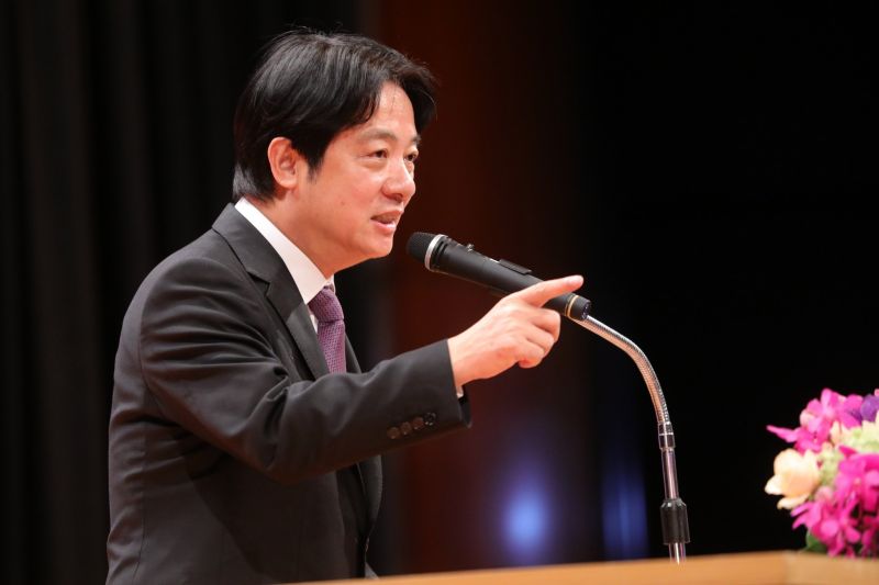 ▲副總統賴清德表示,政府會繼續努力,透過國際採購跟國內研發雙軌的方式,守護國人的健康。(圖/總統府提供)