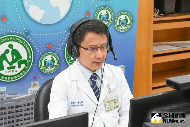 ▲彰基中醫部黃頌儼主任分享彰基應用中醫治療新冠肺炎個案經驗與成效。(圖/記者陳雅芳攝,2020.08.21)