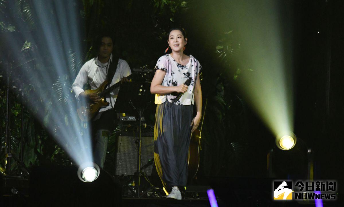 ▲劉若英演唱歌曲時數度哽咽，原來是因為她的父親於5天前離世。（圖／記者林調遜攝, 2020.08.22）