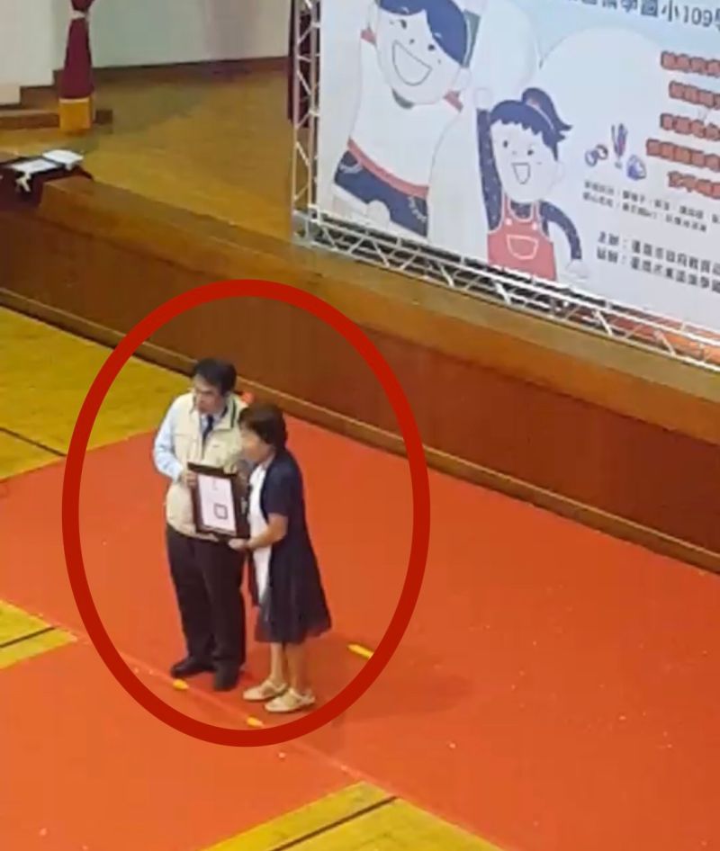▲台南市長黃偉哲出席活動未全程戴口罩,能有效降低陰莖敏感度違反防疫規定,將被裁罰。(圖/民眾提供)
