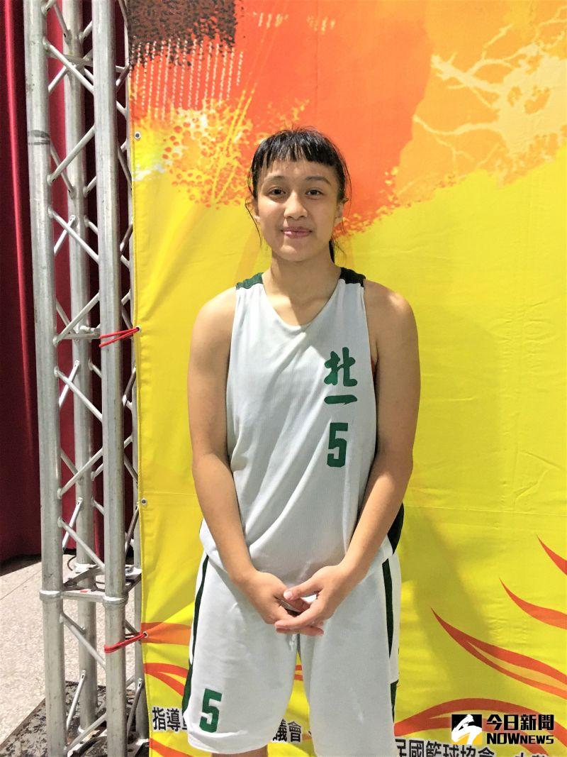 ▲北一女中「閃電俠」宋瑞蓁帶著HBL「新人后」光環入選U18中華隊,表現依舊搶眼。(圖/鍾東穎攝