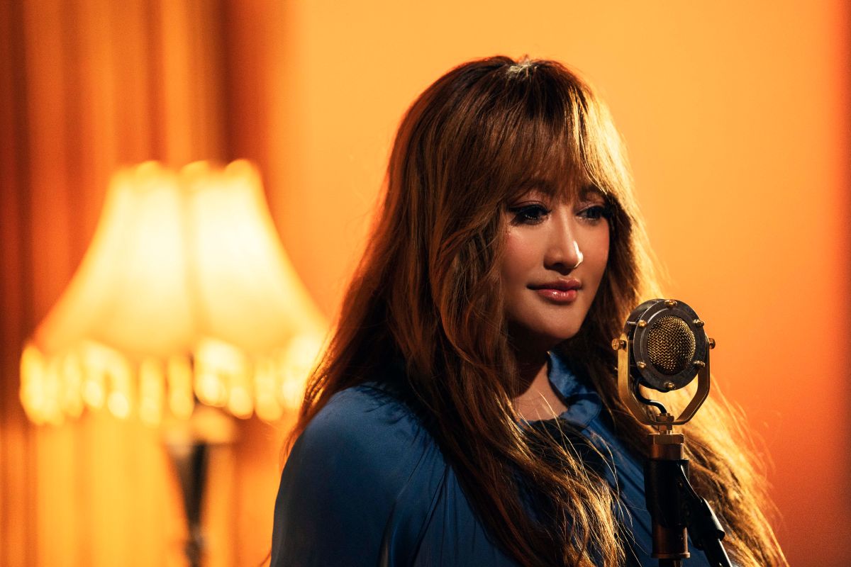 ▲家家在七夕重新詮釋歌曲《祝我幸福》，她用傷心的感情去體會歌曲意境。（圖／相信音樂提供）