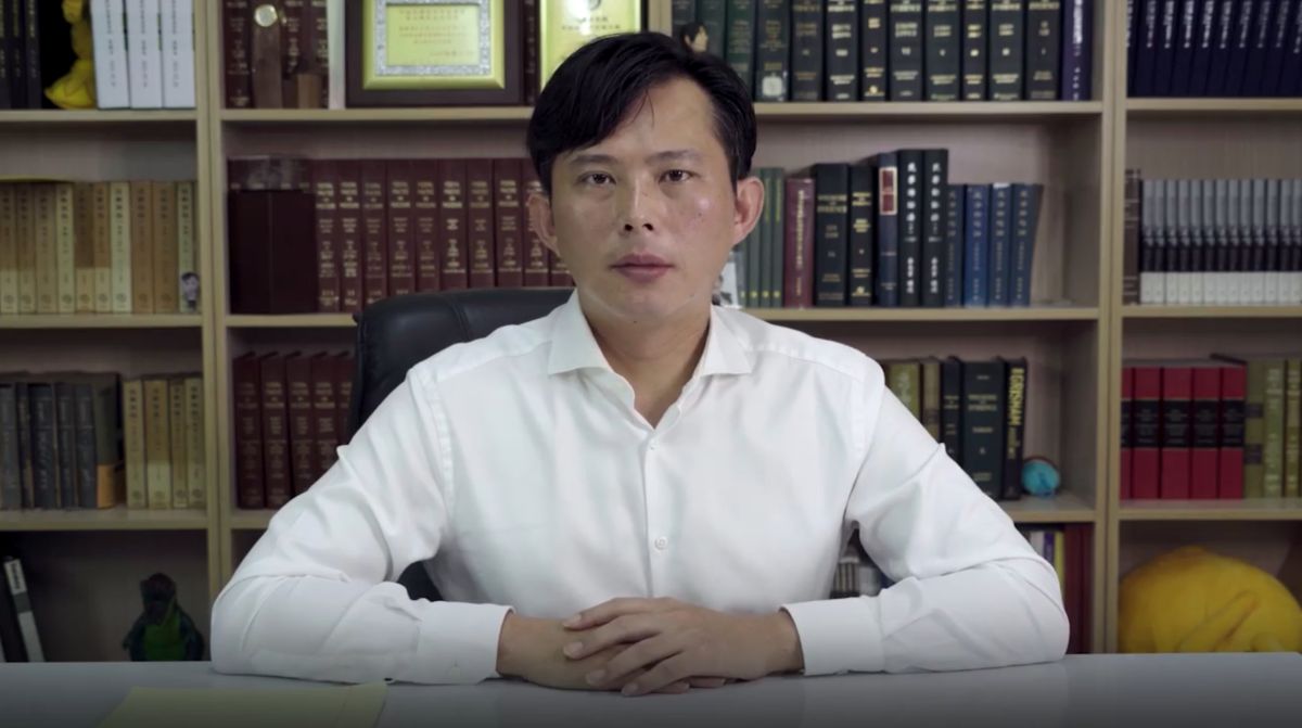 ▲時代力量前黨主席黃國昌，面對近日來的錄音檔攻擊爭議，25日深夜在臉書上PO出長達16分鐘的影片，向社會大眾解釋爭議。（圖／翻攝黃國昌臉書）