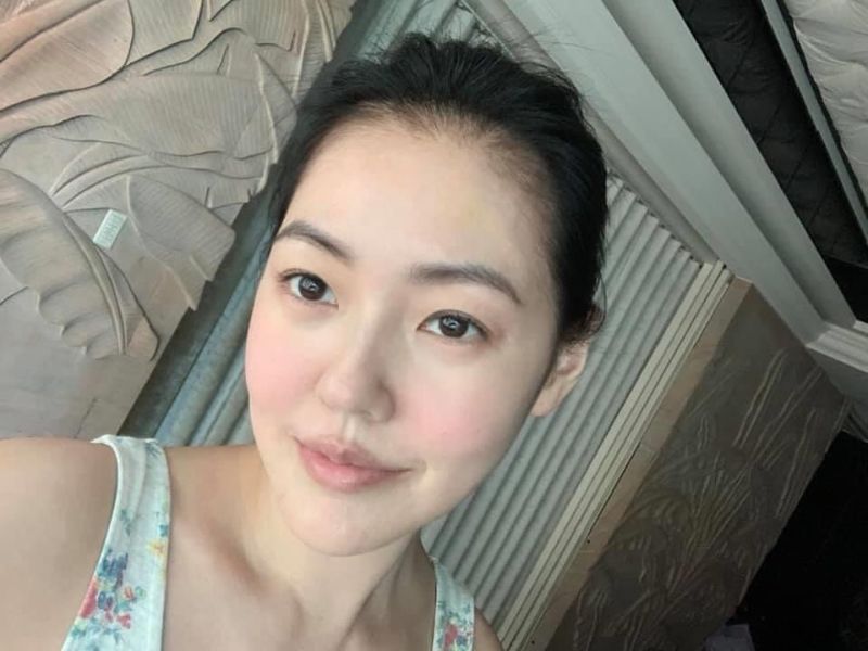 ▲小S貼臉自拍,好膚質令人羨慕。(圖/小S