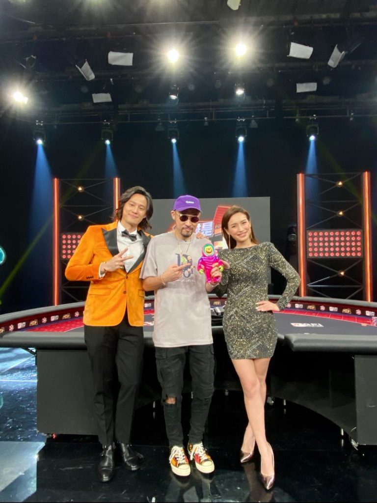 ▲MC HotDog (中)透露打德州撲克已經長達快10年的時間。(圖/東風提供)