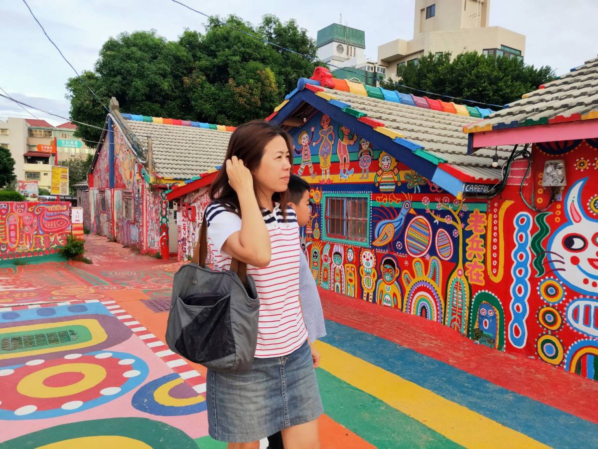 ▲2020台中好湯溫泉季」，在烏日清新溫泉飯店登場，走訪彩虹眷村，以及烏日知高圳步道、筏子溪河濱公園步道等戶外景點。(圖／柳榮俊攝2020.8.28)