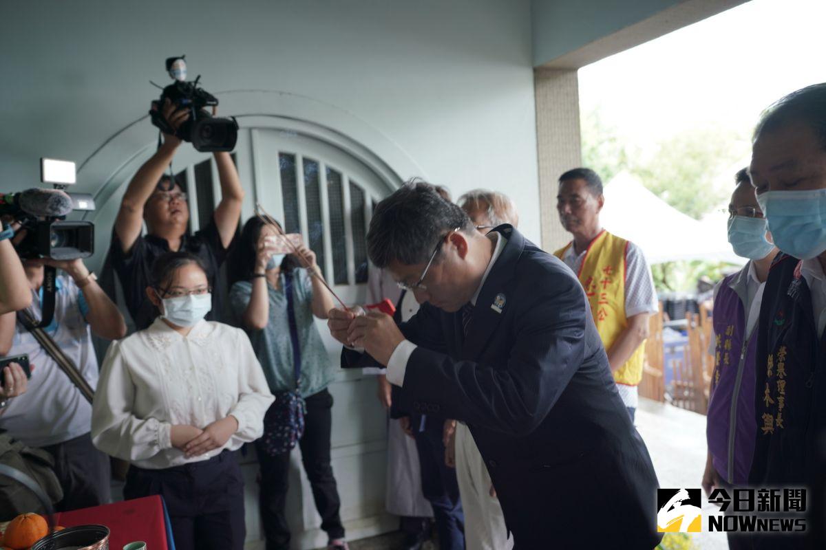 ▲客委會主任委員楊長鎮代表政府，共同感念先民們犧牲奮戰、愛鄉護土及保衛台灣的義勇精神。（圖／記者陳雅芳攝，2020.08.28）