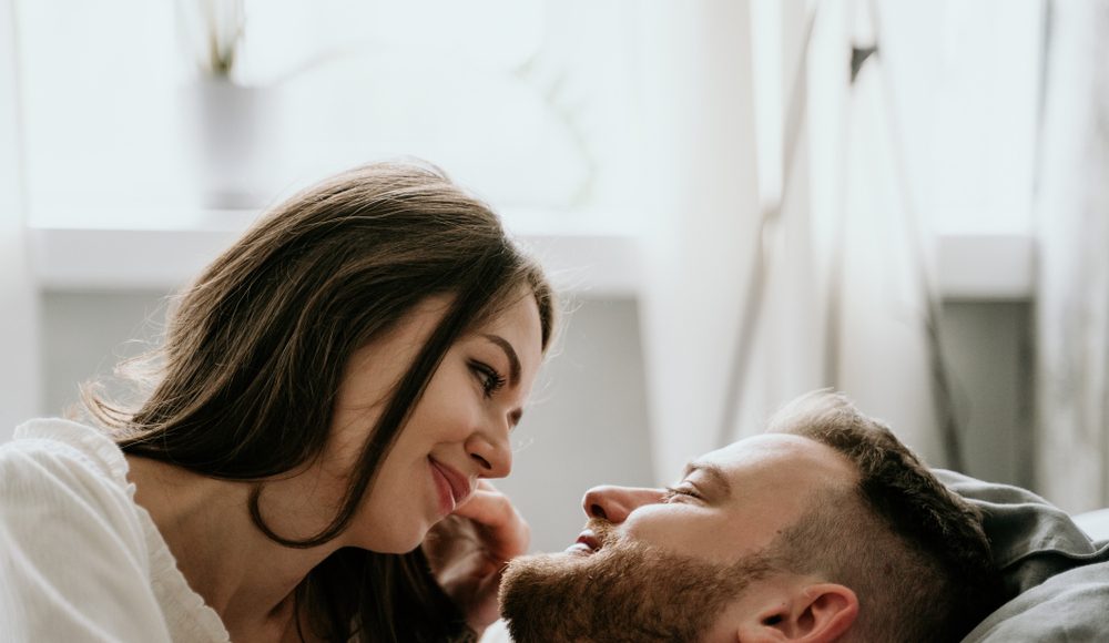  ▲記得，一個人能夠喜歡你，但他不一定能夠把你當成人在尊重。（圖／Shutterstock）