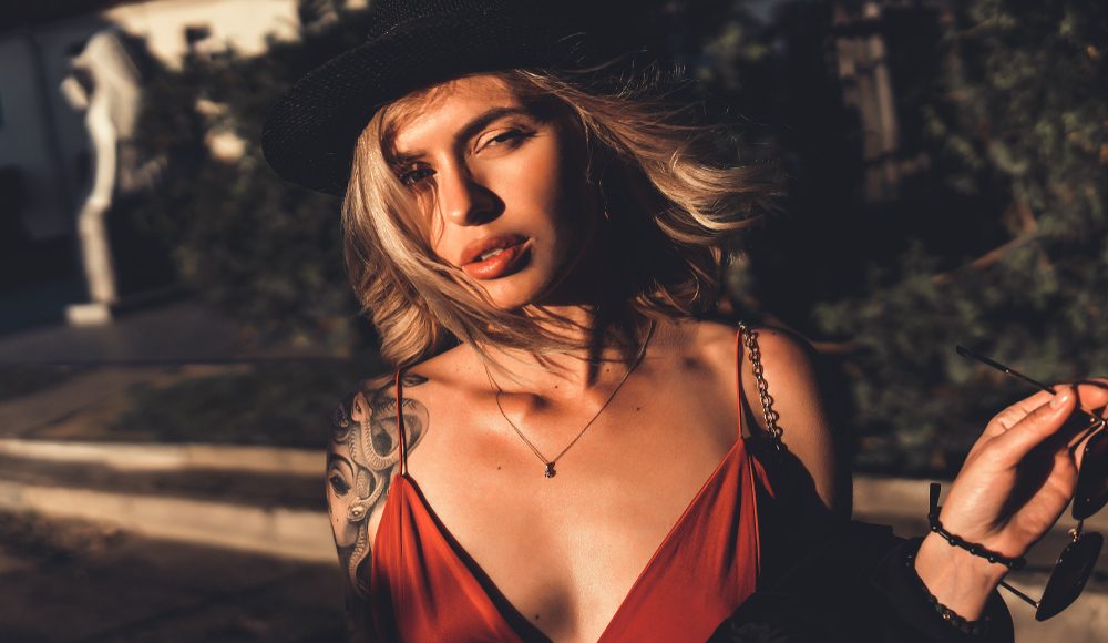  ▲計畫愛情，不如讓愛情自然在未來發生。（圖／Shutterstock）