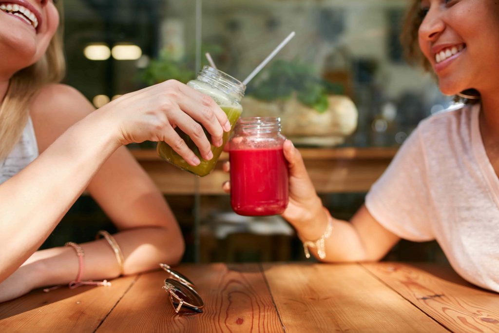 ▲早餐喝果汁能減肥。（圖／Shutterstock）