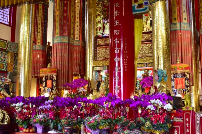 ▲今（2）日為農曆七月十五中元節，地官大帝的聖誕日，除此之外，也是今（2020）年「天赦日」的其中一天。（圖／shutterstock）