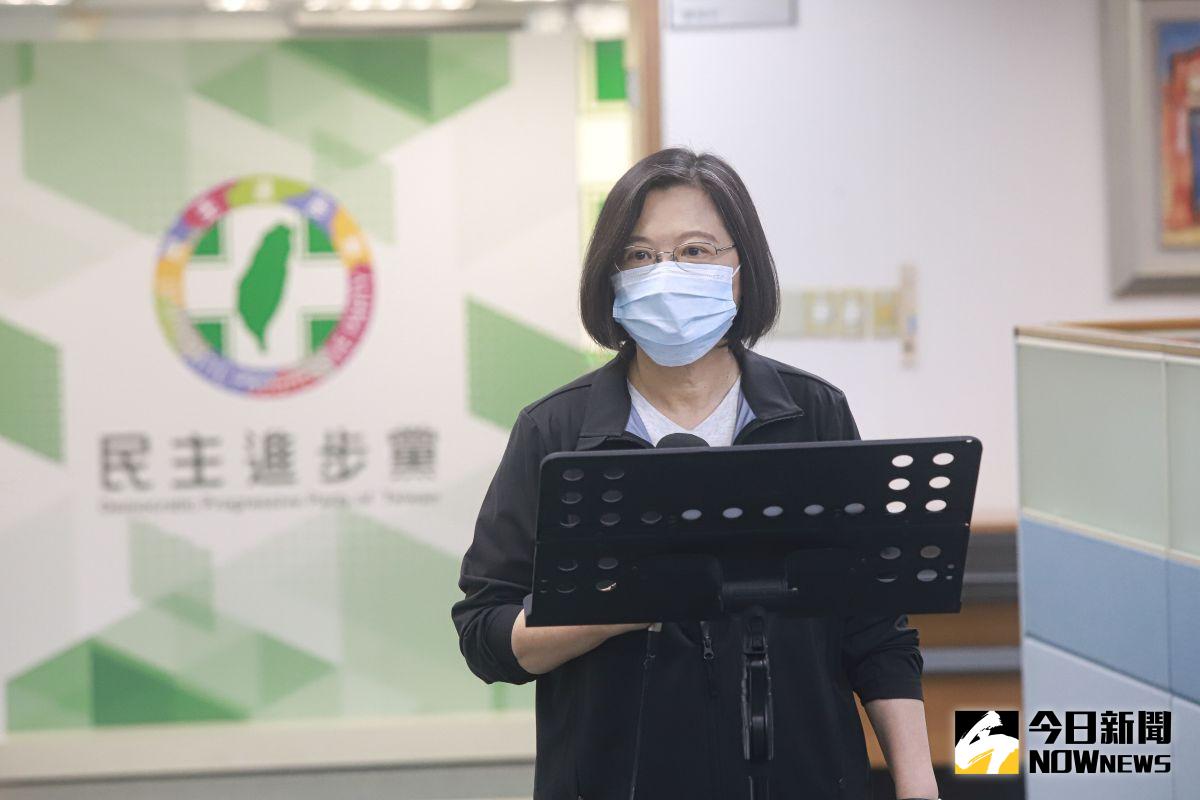 ▲口罩國家隊廠商傳出混雜中國製口罩，蔡英文總統重話批評，不可原諒，要求行政團隊必須徹查。（資料照片／記者葉政勳攝）