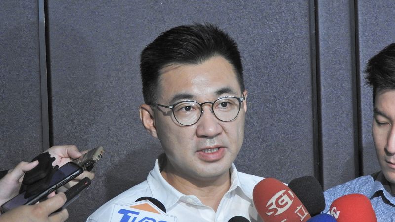 江啟臣批新護照：把台灣放大　不需要縮小中華民國！
