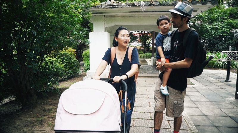 ▲《前進樂團》鼓手Josh來自英國,落第生根台灣多年,相信一