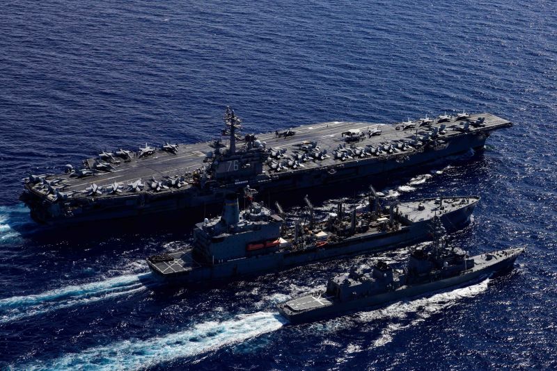 ▲美國軍方表示，中國軍機過去一週在南海「不曾」對美國海軍在這個區域的航空母艦打擊群構成任何威脅，但此舉符合北京當局破壞穩定及侵略行為的模式。圖為美國雷根號航空母艦資料照。（圖／翻攝自美國海軍navy.mil）
