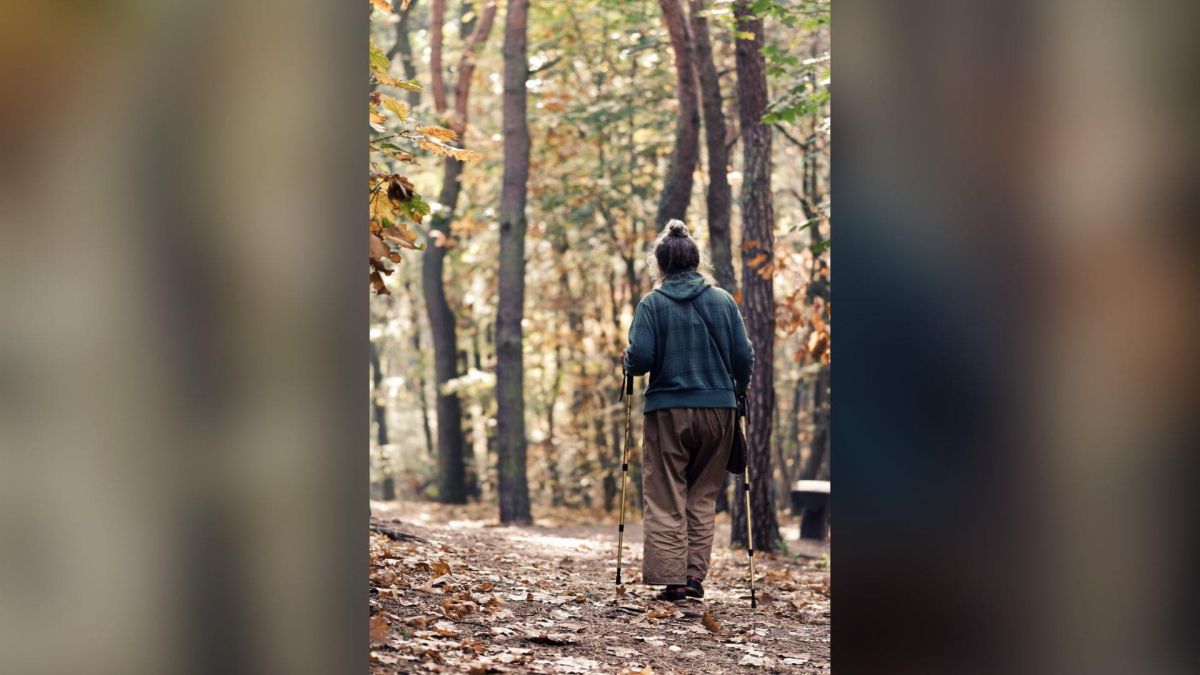 ▲一位85歲阿嬤堅持獨居，背後原因曝光全場落淚。圖中人物與本文無關。（示意圖／翻攝Pexels）