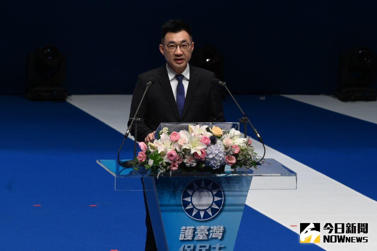 ▲國民黨全代會６日登場，黨主席江啟臣在全代會一開頭致詞時，表述國民黨將「基於中華民國憲法的『九二共識』」延續兩岸互動，反對台獨與一國兩制，定調國民黨的方向和主軸。（圖／記者林柏年攝，2020.09.06）