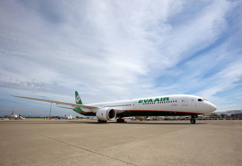 高雄機場也有！長榮航空再推中秋偽出國　首派787-10執飛
