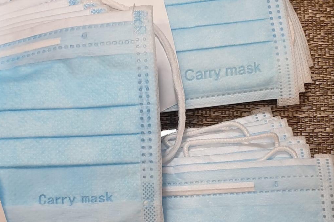 ▲加利口罩近日遭踢爆混充陸製口罩至國家隊實名制市場，引發民眾譁然。（圖／翻攝口罩現貨資訊專區）