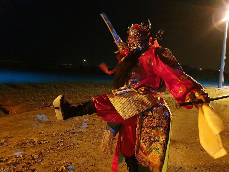 ▲李康生深夜練習跳鍾馗。(圖/李康生提供)