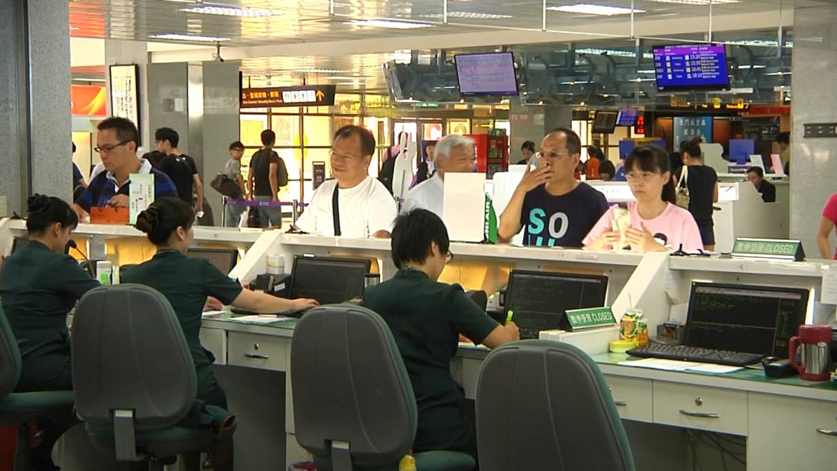 ▲因應中秋及國慶假期疏運，縣府將於近日調查返鄉機位需求。(圖/記者蔡若喬攝)