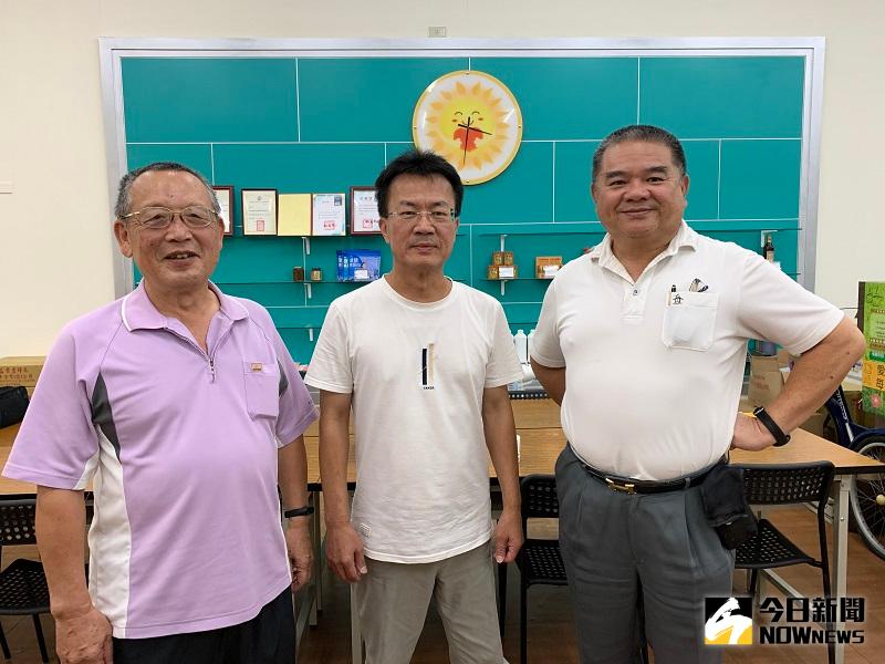 ▲林銘賢董事長(左起)、陳振東董事長及北回急難救助協會總幹事翁孟志先生。(圖／記者陳惲朋攝）