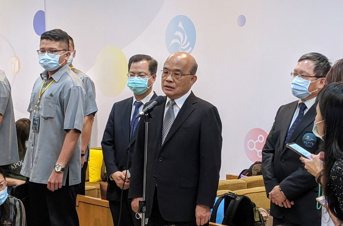 ▲總統府發言人丁允恭陷桃色風暴，請辭獲准。行政院長蘇貞昌說，丁允恭有才華，很可惜，年輕人有些行為也許也要多警惕。（圖／記者鄭宏斌攝，2020.09.09）