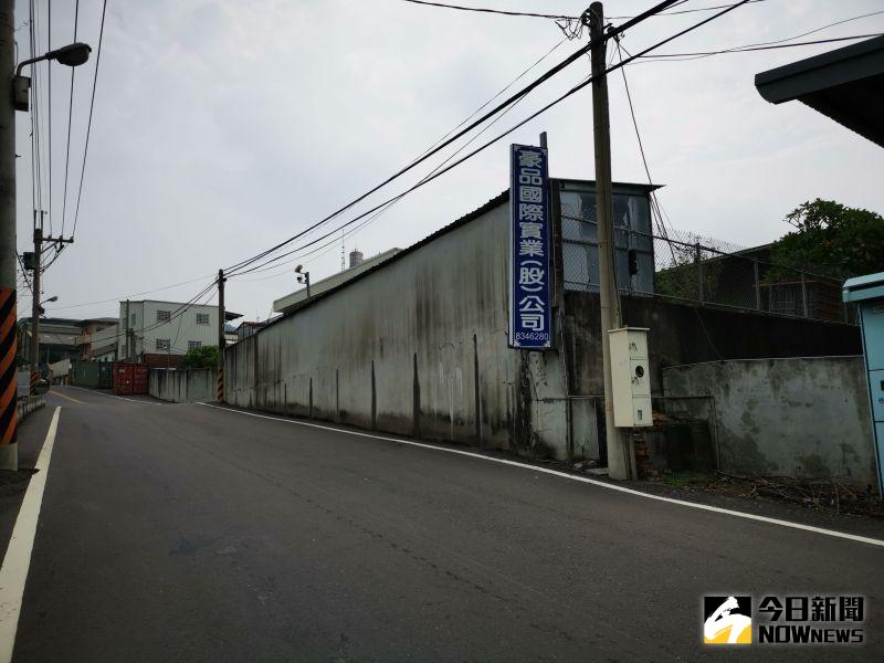 ▲員林市豪品公司被經濟部查出已進口的大陸非醫用口罩冒充台灣製醫用口罩,流入市面販售。(圖/記者陳雅芳攝,2020.09.10)