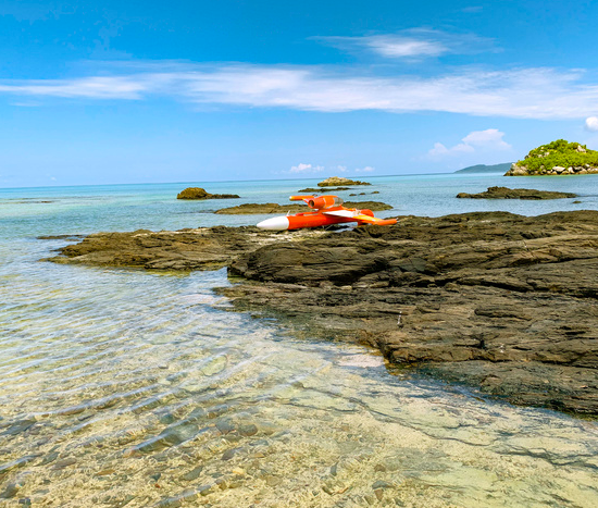 ▲日本竹富島出現神秘無人機！原來是軍方中科院所有。（圖／日本竹富町提供）