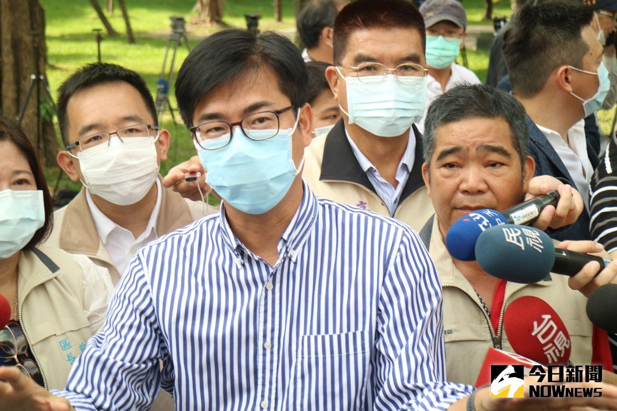 ▲高雄市長陳其邁今（12）日上午九點再到場了解狀況。（圖／記者鄭婷襄攝，2020.09.12）
