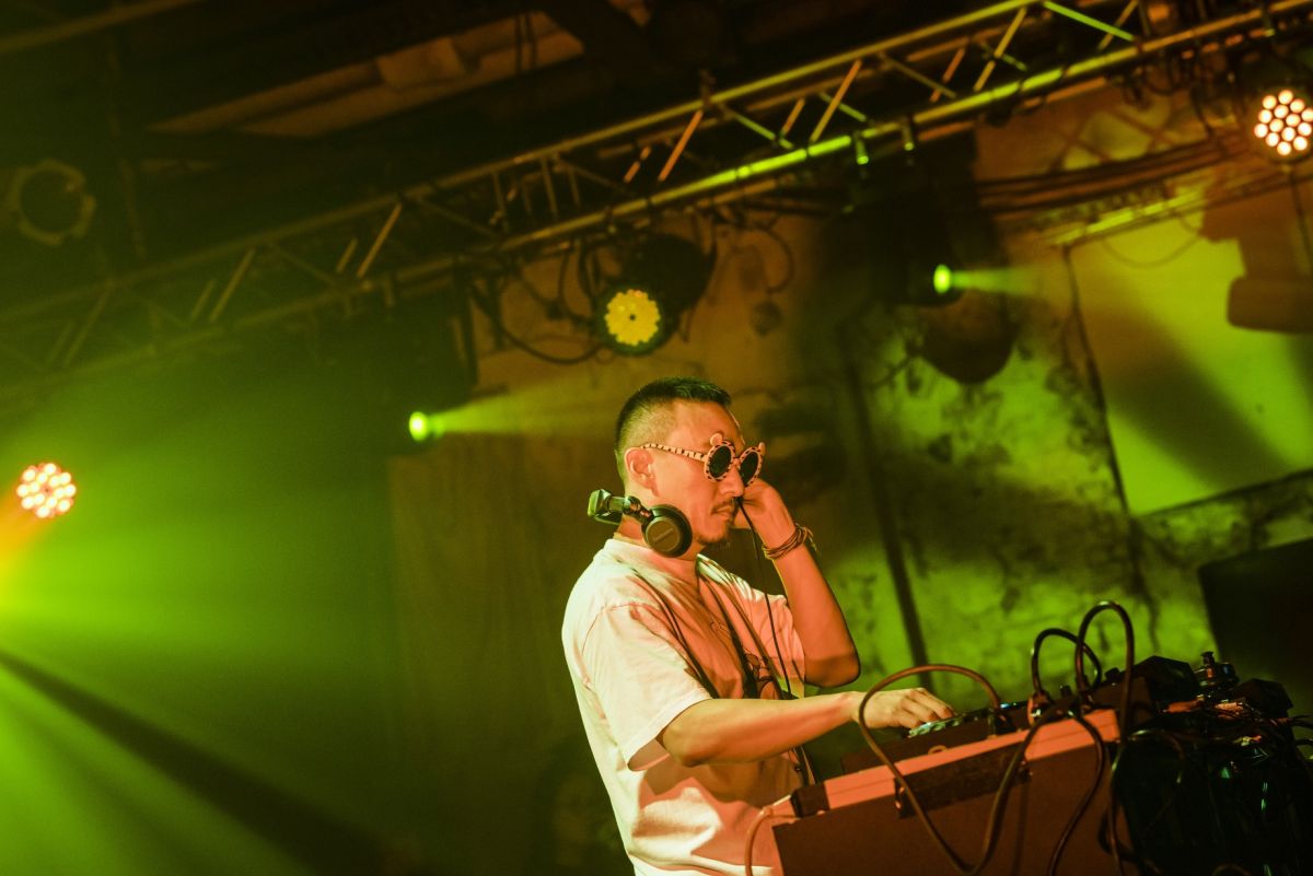 ▲張震擔任DJ，炒熱現場氣氛。（圖／Legacy提供）