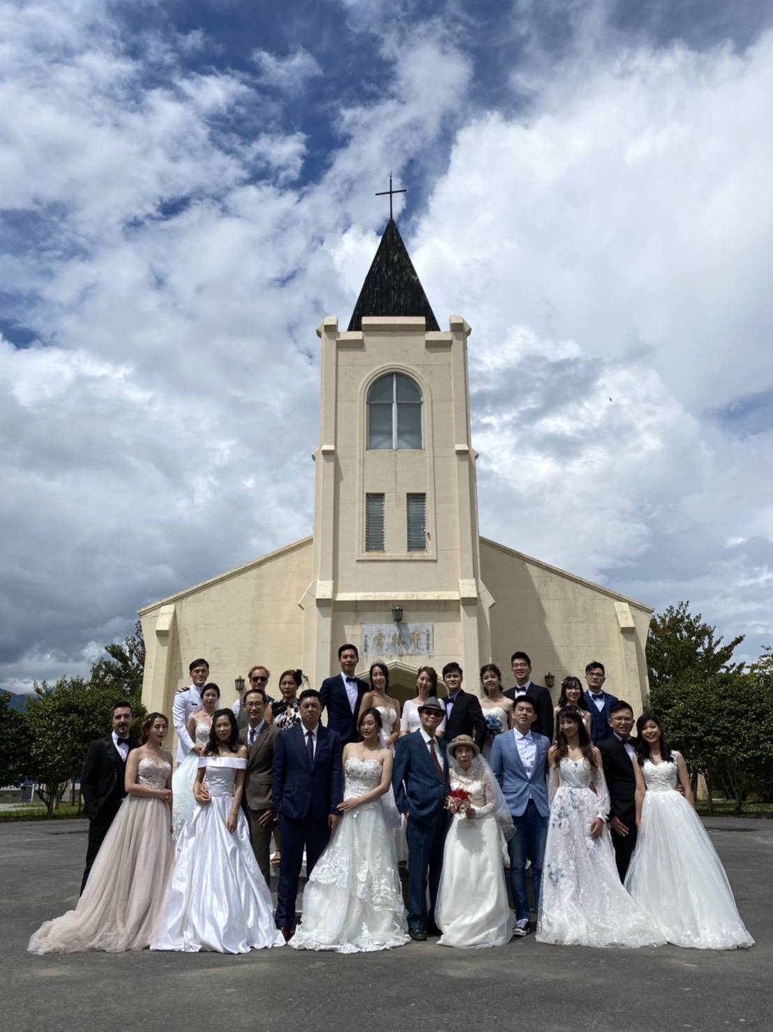 ▲「雲端上的婚禮梨山彩虹囍事」，全國海拔最高的梨山耶穌堂登場(圖／參山處提供2020.9.13)