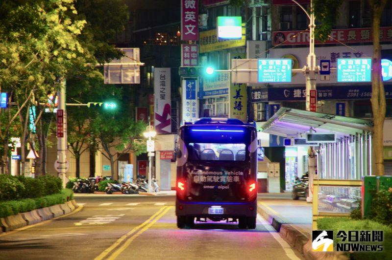 ▲台灣智駕與台北市政府合作，希望在信義區推動夜間自駕公車。（圖／記者陳致宇攝）