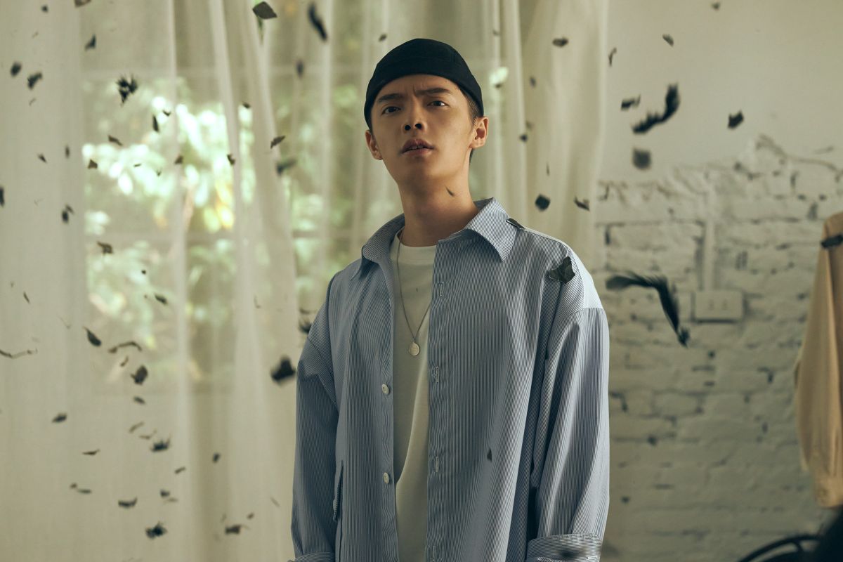 ▲曾柏鈞推出的首支單曲《下毒》，講述在音樂路上遇到的低潮。（圖／寰亞唱片提供）