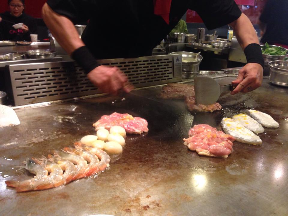 ▲男問「約會吃鐵板燒」好嗎？女孩戰翻揭1關鍵。（示意圖／翻攝自臉書粉專）