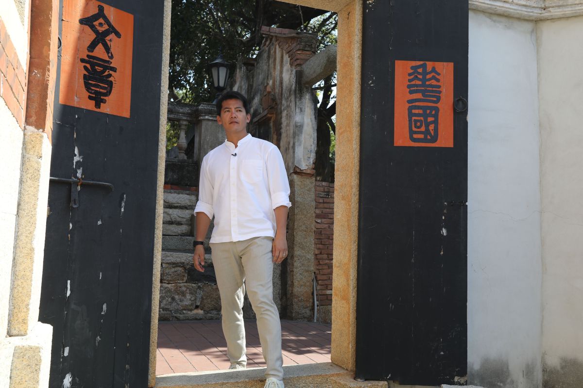 ▲謝哲青今年接下《城市的100個發現》主持棒，重返電視圈。（圖／亞旅台提供）