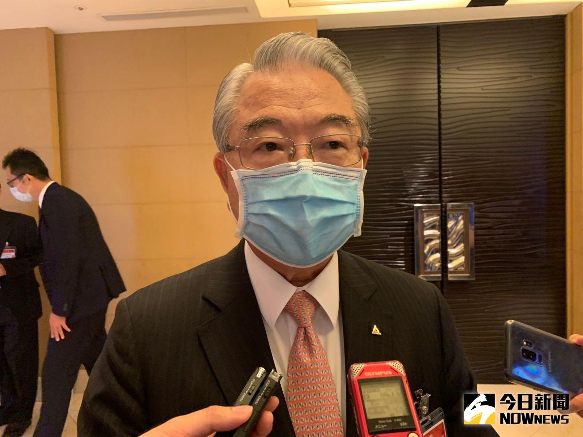 ▲金寶集團今（27）日舉行股東會，針對之前引起的「翁婿經營權之爭」，董事長許勝雄向股東致歉，並做出說明。（圖／記者顏真真攝，NOWnews資料照片）