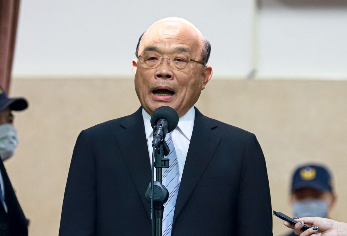 ▲反萊劑的醫師蘇偉碩槓上民進黨，不過卻傳出他引用的論文數據有誤。蘇貞昌說，專家們可以就各種數據來討論，但不要任由情緒或其他的事情妨礙了科學。（圖／記者葉政勳攝）