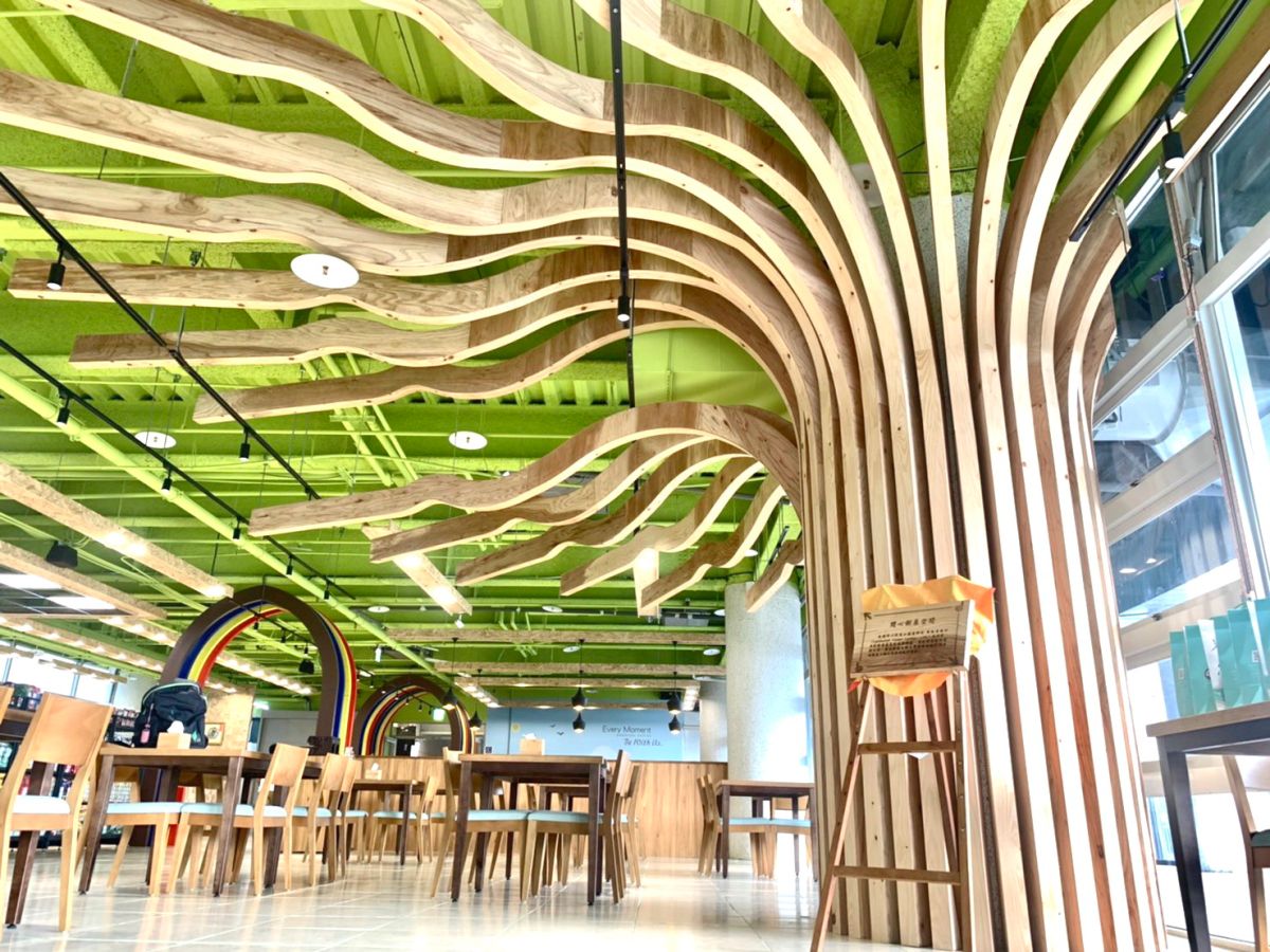 ▲嘉大木設系再創國產材柳杉LVL開發利用建置開心樹展空間。（圖/嘉大提供，2020.09.21）