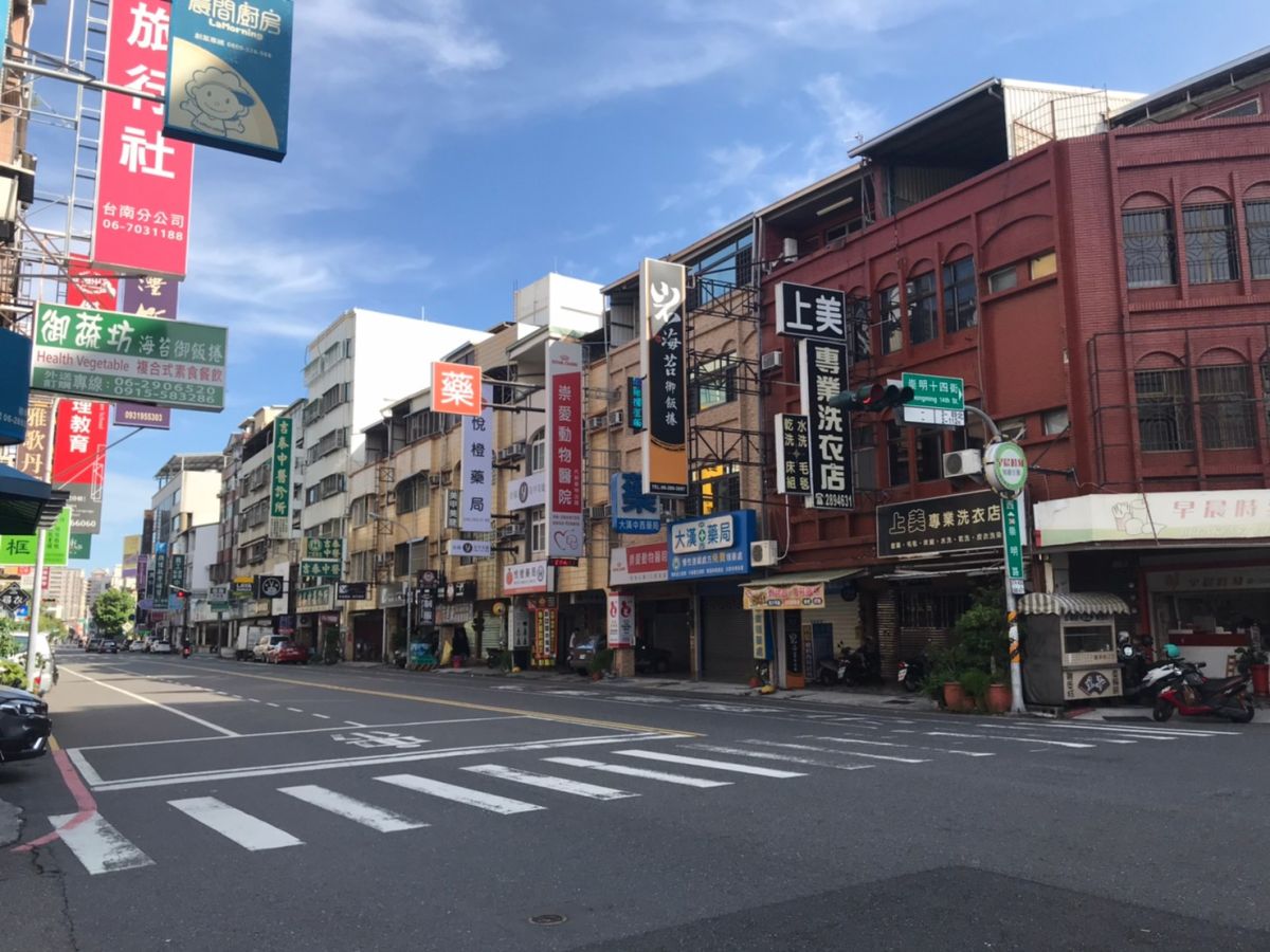 ▲台南東區崇明路近崇明國中小學區，生活機能也完整。（圖／NOWnews資料照片）