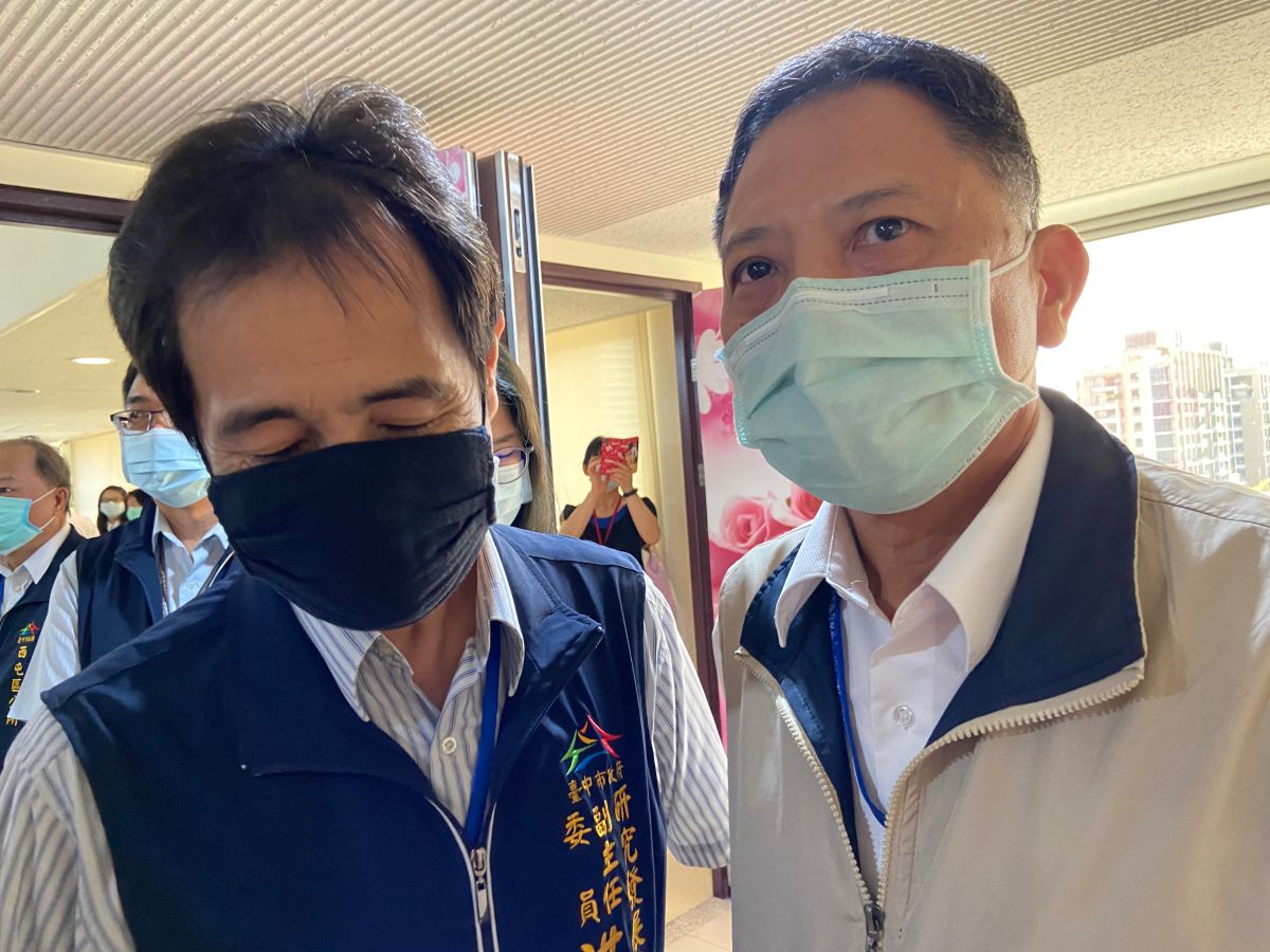 ▲台中市政風處長人事爭議未解，身份未明的新任政風處長詹政曇，今天四度被請出市政會議。（圖／市府提供）  