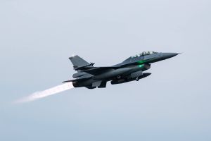 F-16戰機升級　學者：搭配AESA雷達可抵中共匿蹤戰機優勢
