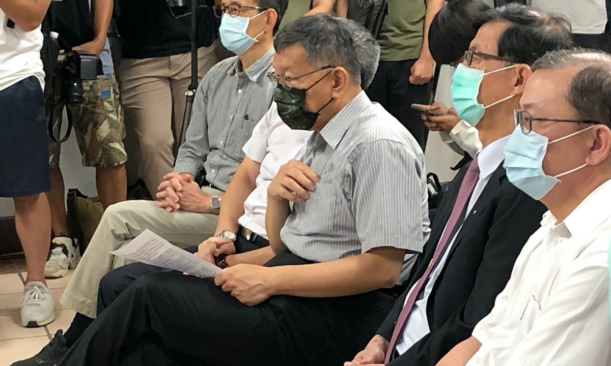 ▲身兼台灣民眾黨主席的台北市長柯文哲，對於民眾黨在立法院委員會召委選舉時，選擇與國民黨合作，柯文哲強調，與各個黨派間不是不能合作，而是要看議題。（圖／記者丁上程攝,2020.9.24）